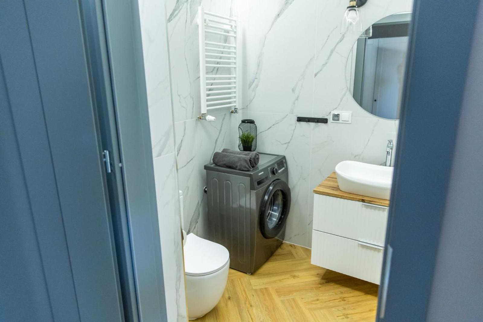 Solar Apartments I Stare Miasto 10Min I Priv Parking Free I Winda I Balkon Stary Toruń Exterior foto